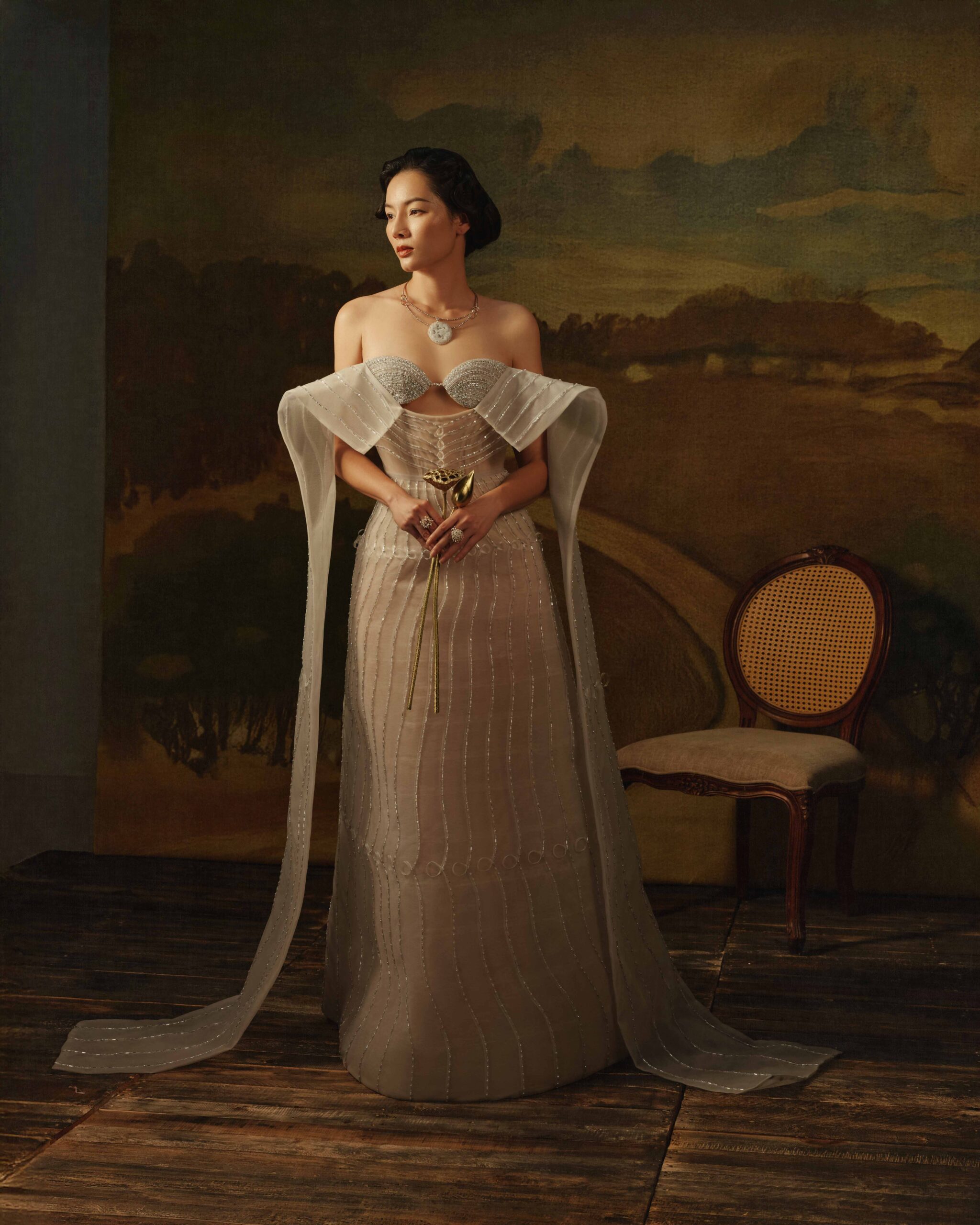 Floor-length column gown in pale grey