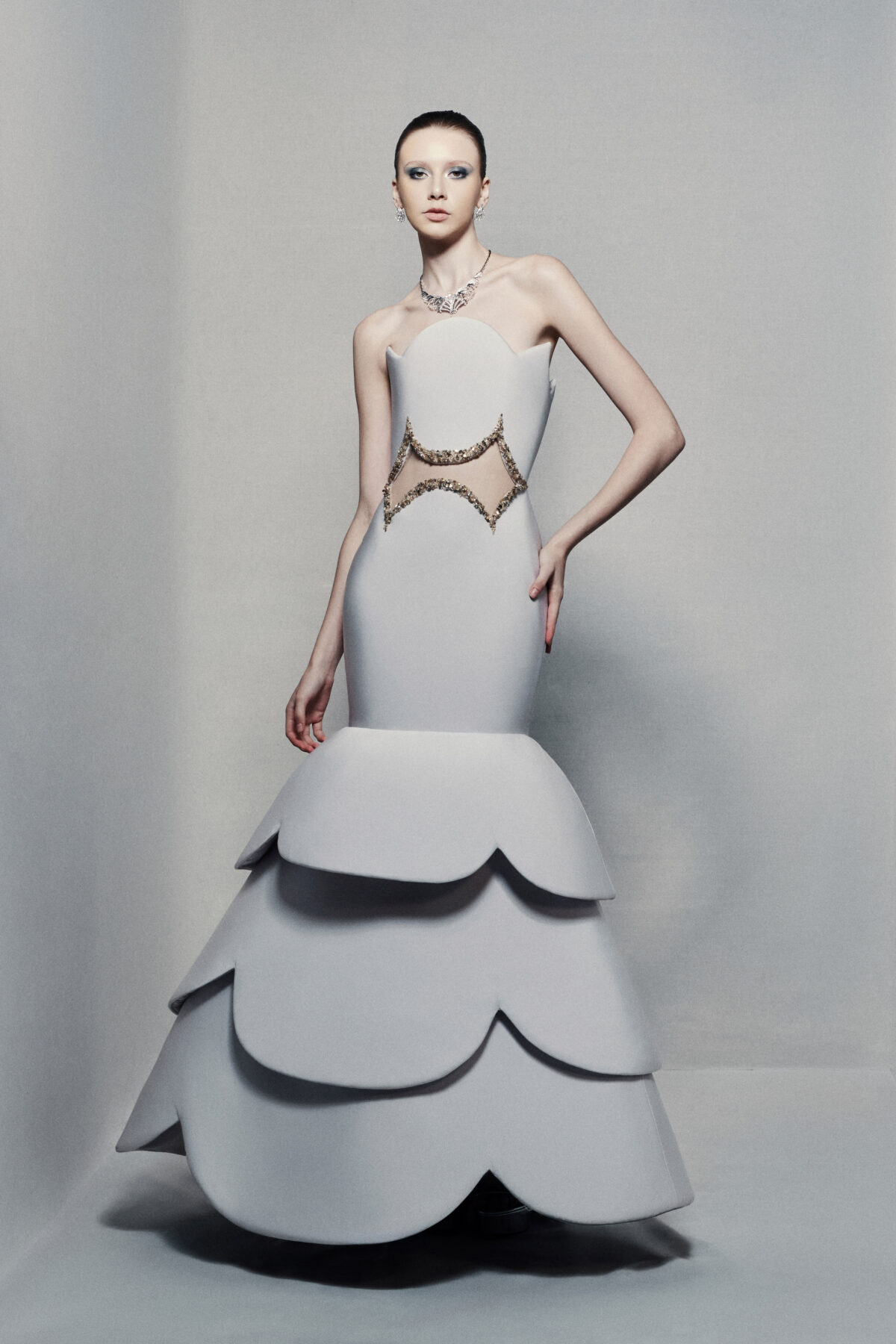 Strapless off-white trumpet dress in crepe silk